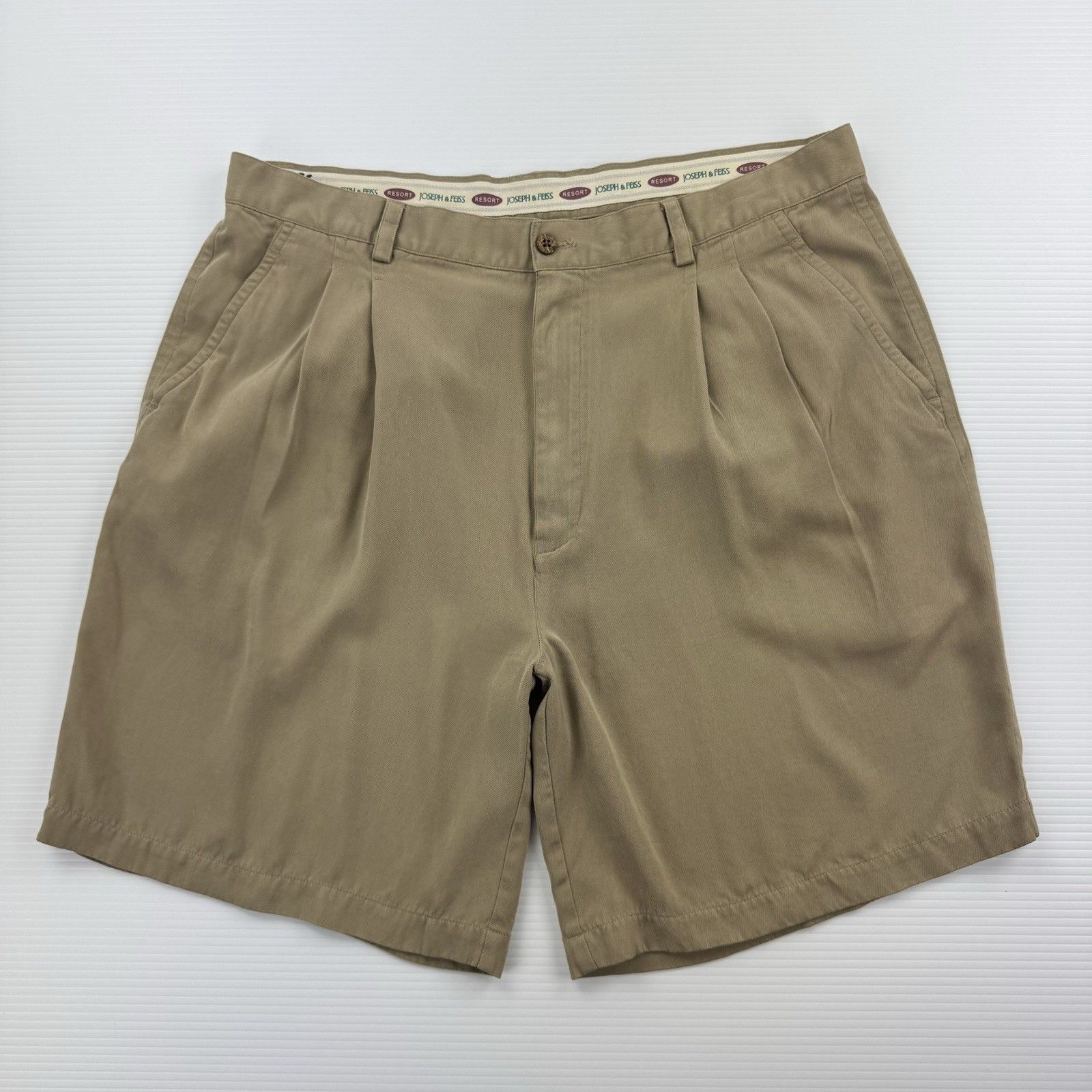 Joseph  Feiss Resort 100 Silk Shorts Mens 38 Khaki Pleated Classic Fit
